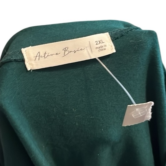 Active Basic Teal 3/4 Sleeve V-Neck Top - Picture 6 of 7